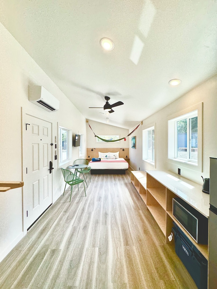Loge Westport - photo 26