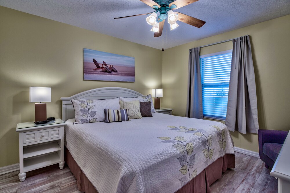Pelican Beach Resort by Colasan - photo 13
