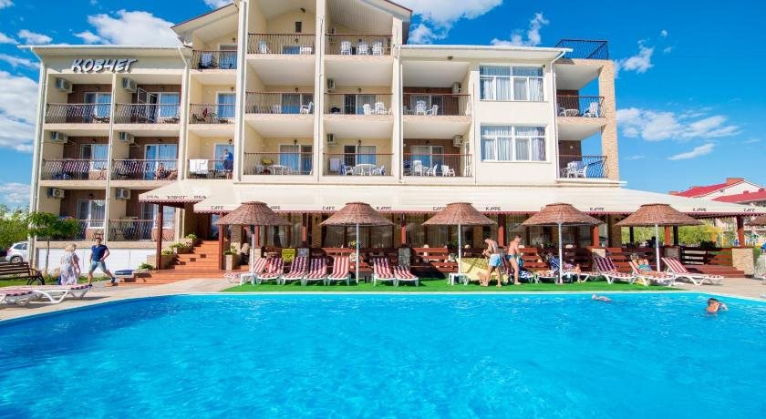 Grand Hotel — 4-Star Luxury Hotel in Zatoka, Ukraine