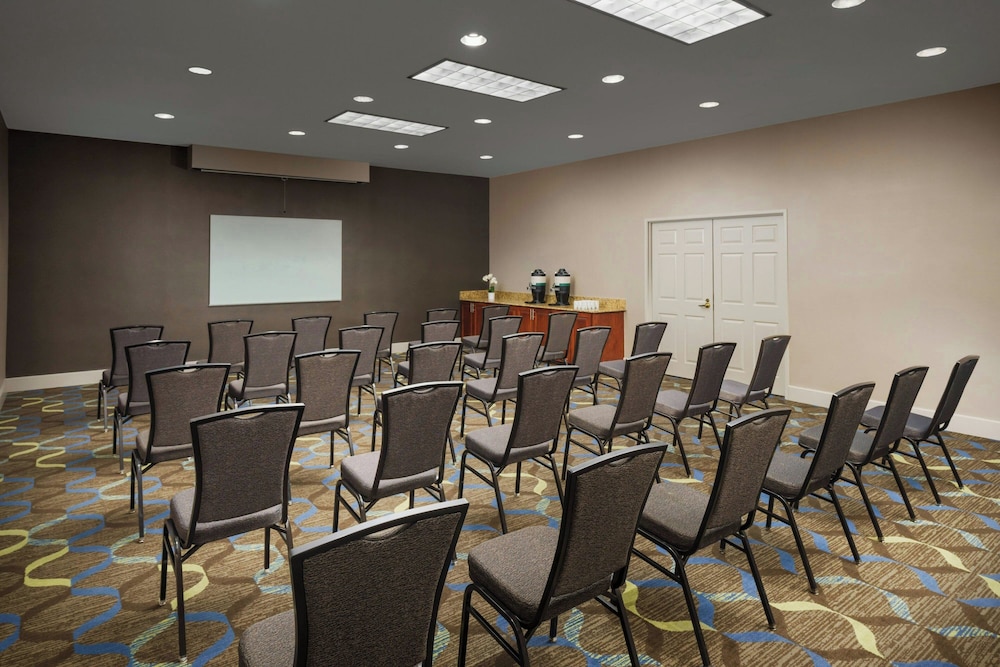 Residence Inn by Marriott Arlington - photo 27