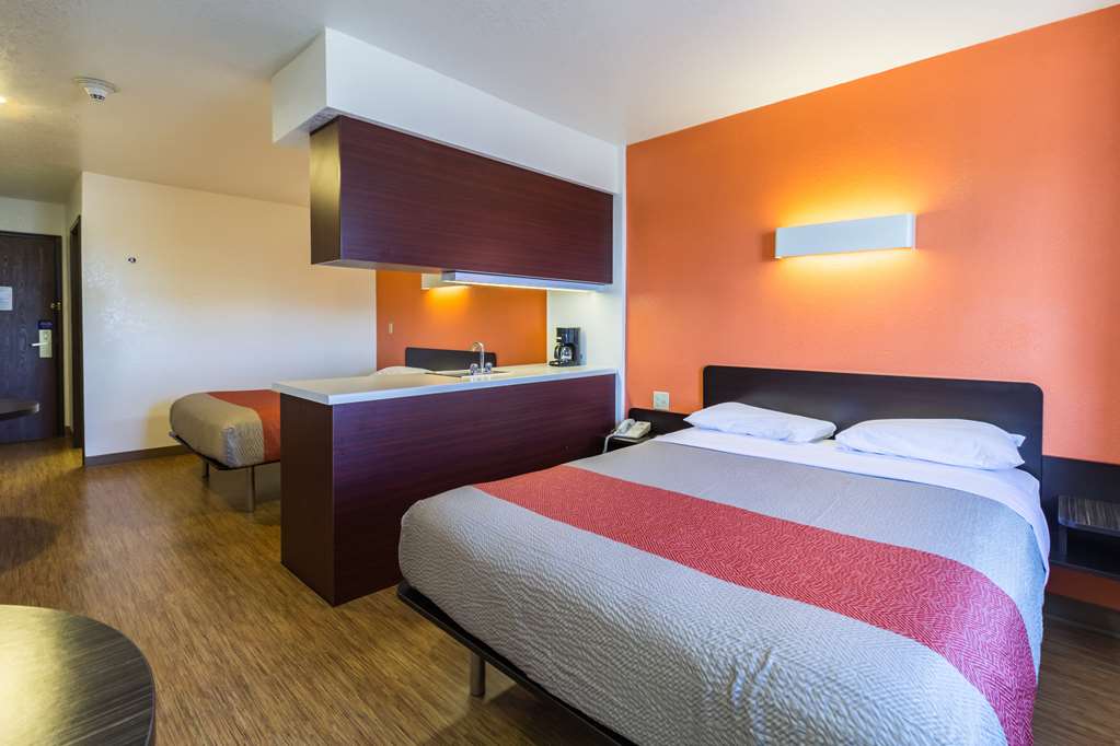 Motel 6 Huron OH Sandusky - photo 25