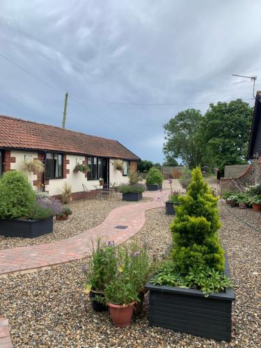 Bluebell Barn 4578615 — Banham