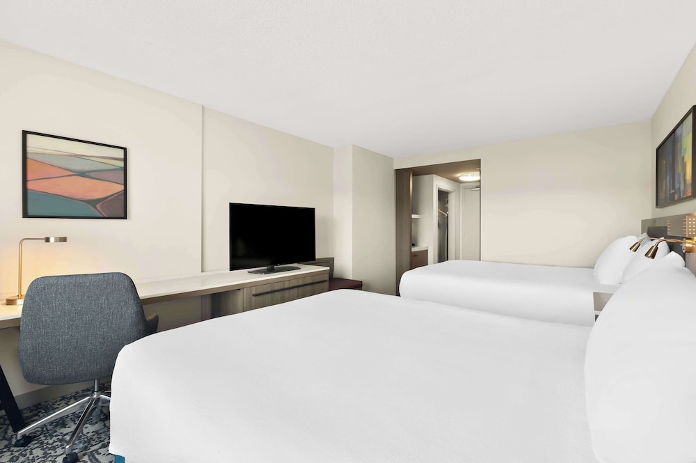 Hilton Garden Inn San Mateo - photo 14