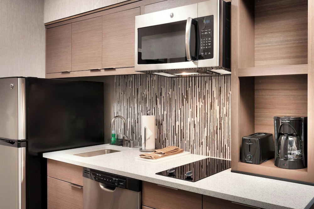 TownePlace Suites by Marriott Los Angeles LAX Hawthorne - photo 18