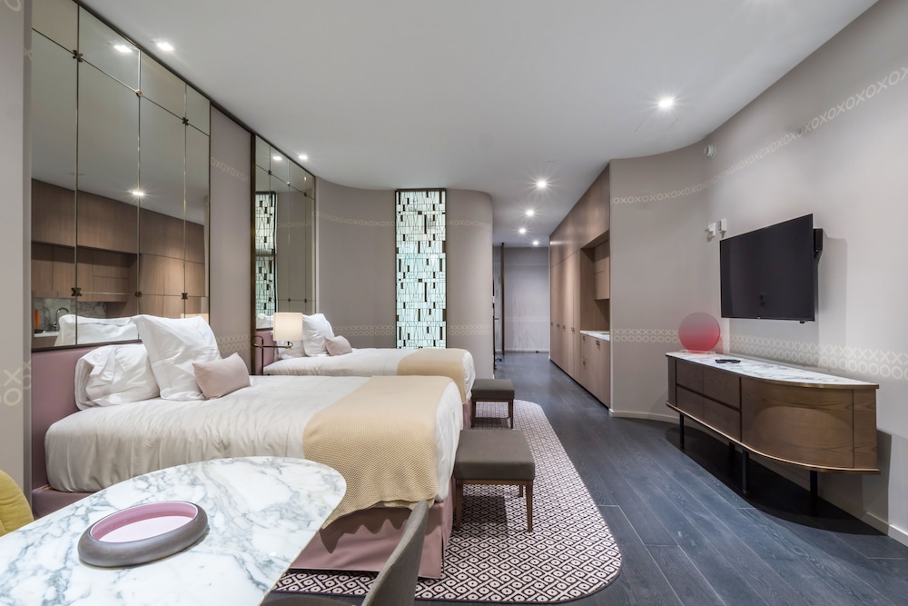 Suites at SLS Lux Brickell managed by CE - photo 6