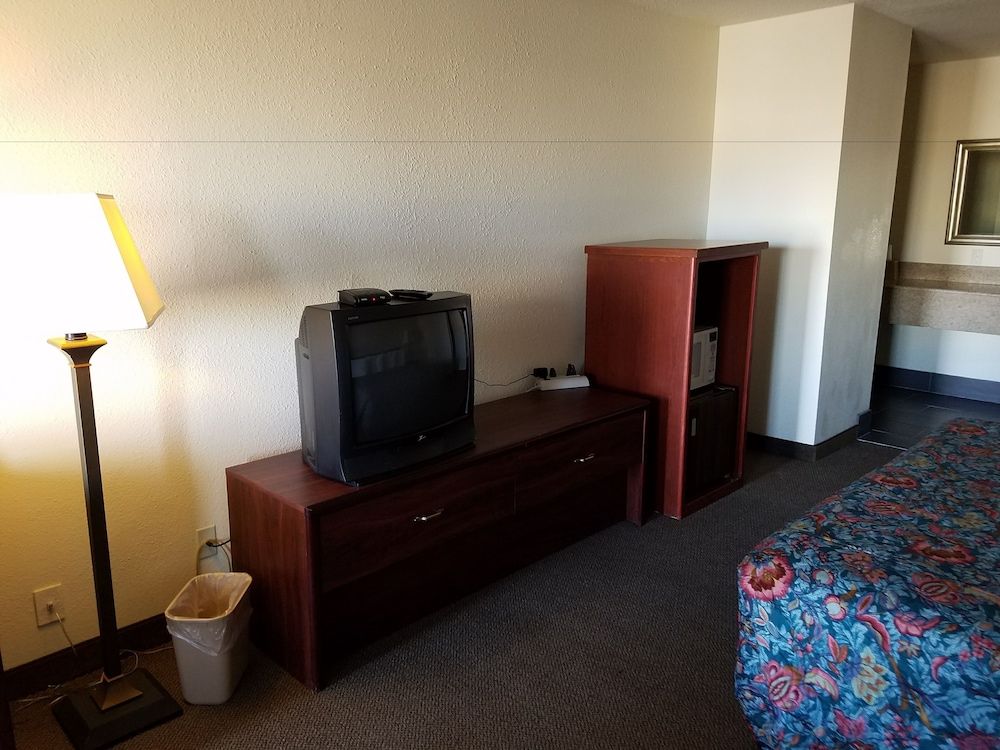 Sahara Inn - photo 6