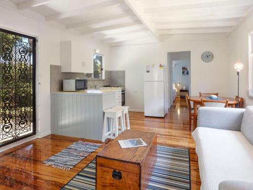 Enjoy the soothing sea breeze in Hawks Nest, Australia