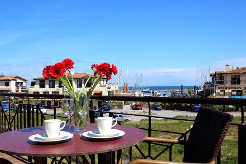 Appartementanlage Urlaubsträume — 4-Star Luxury Hotel in Ostseebad Kuehlungsborn, Germany