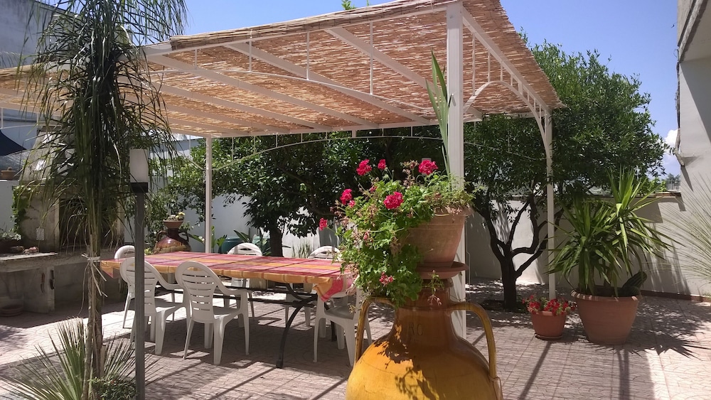 Arcona - carbon neutral hotel in Carpignano Salentino