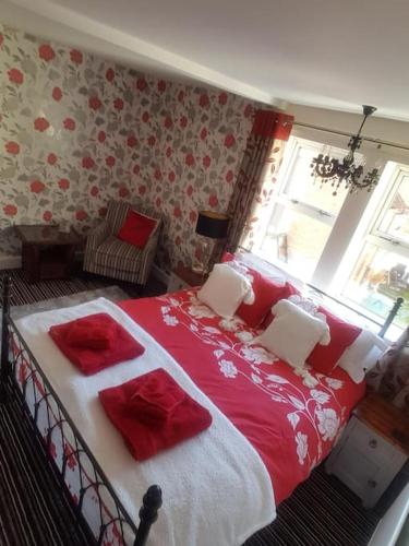 No6 High Street — 4-Star Luxury Hotel in Edwinstowe, United Kingdom