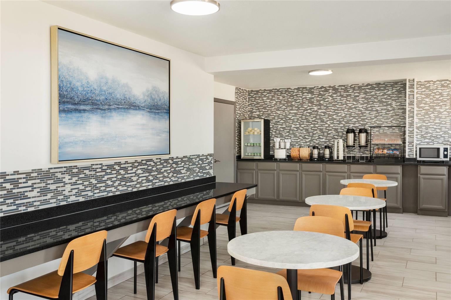 Baymont by Wyndham Blackwell I 35 - photo 38