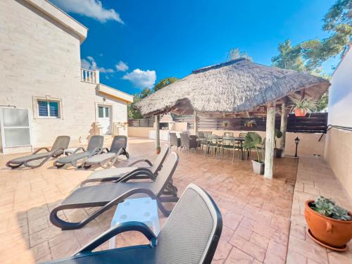 FAME villa with Private Pool and Gazebo