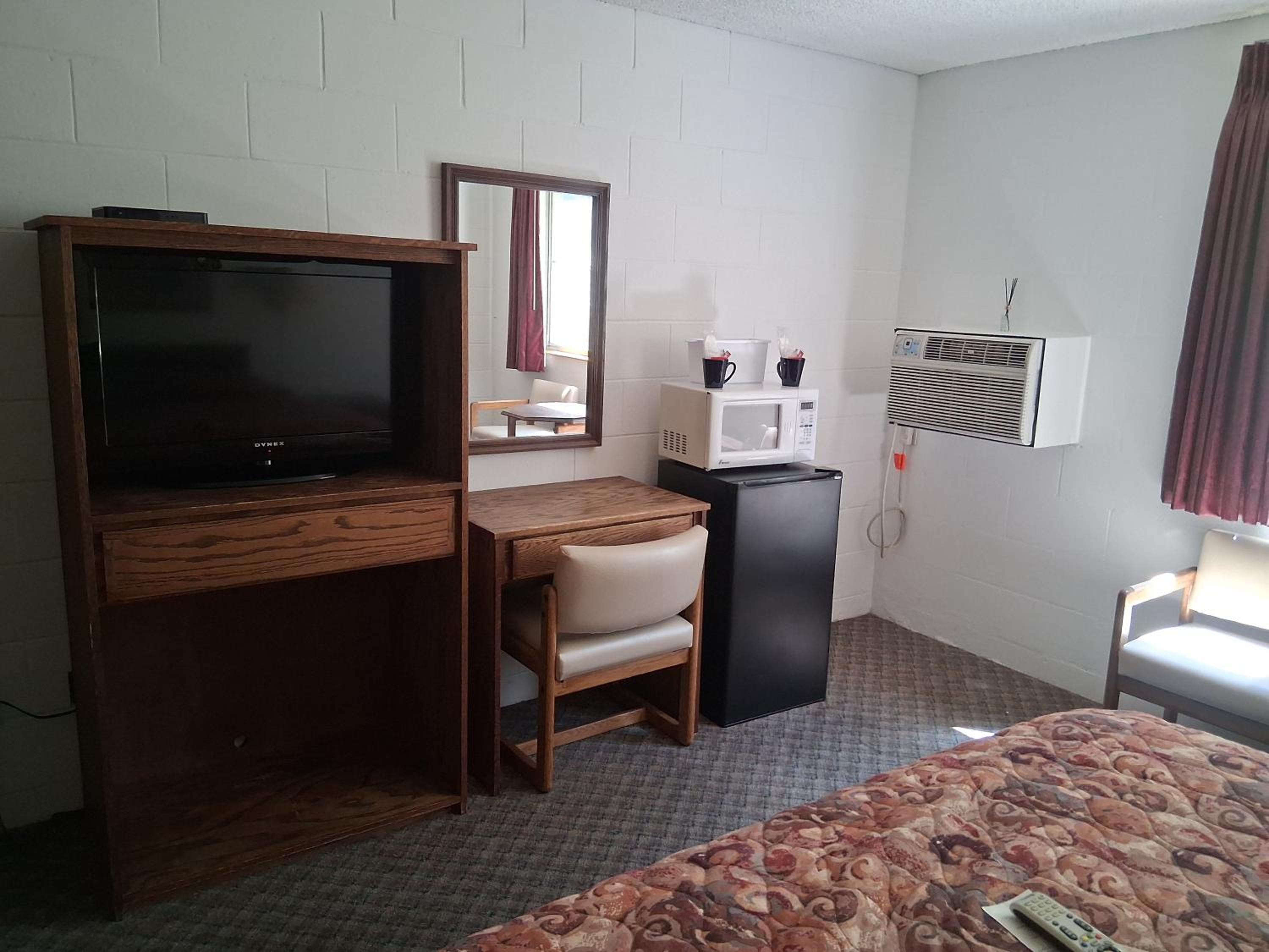 The Pines Motel - photo 21