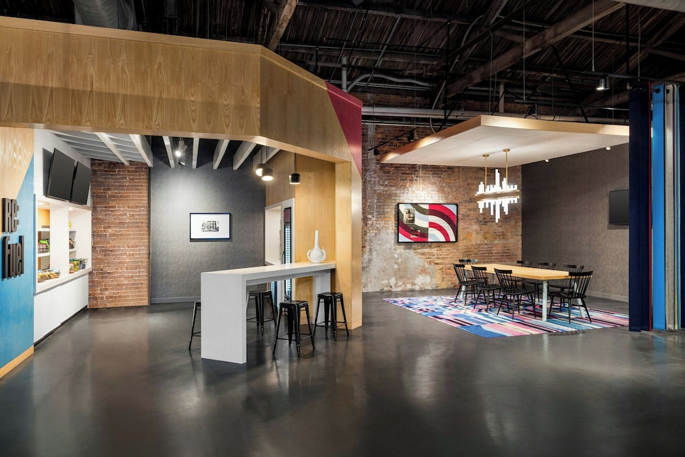 Aloft Wilmington at Coastline Center - photo 4