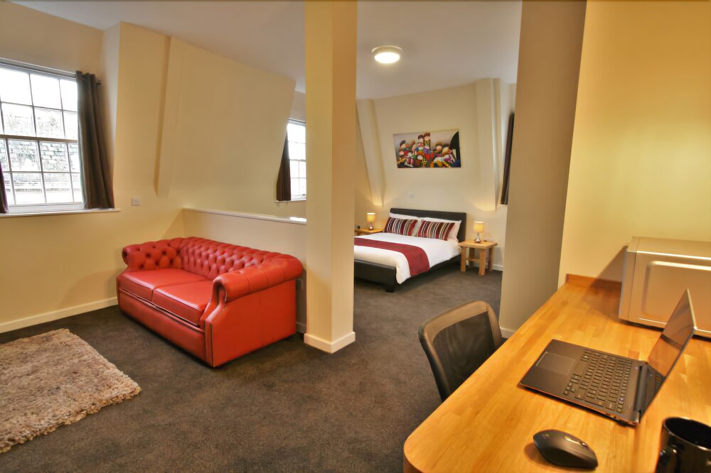 Central Hotel Gloucester by Roomsbooked in Gloucester, United Kingdom