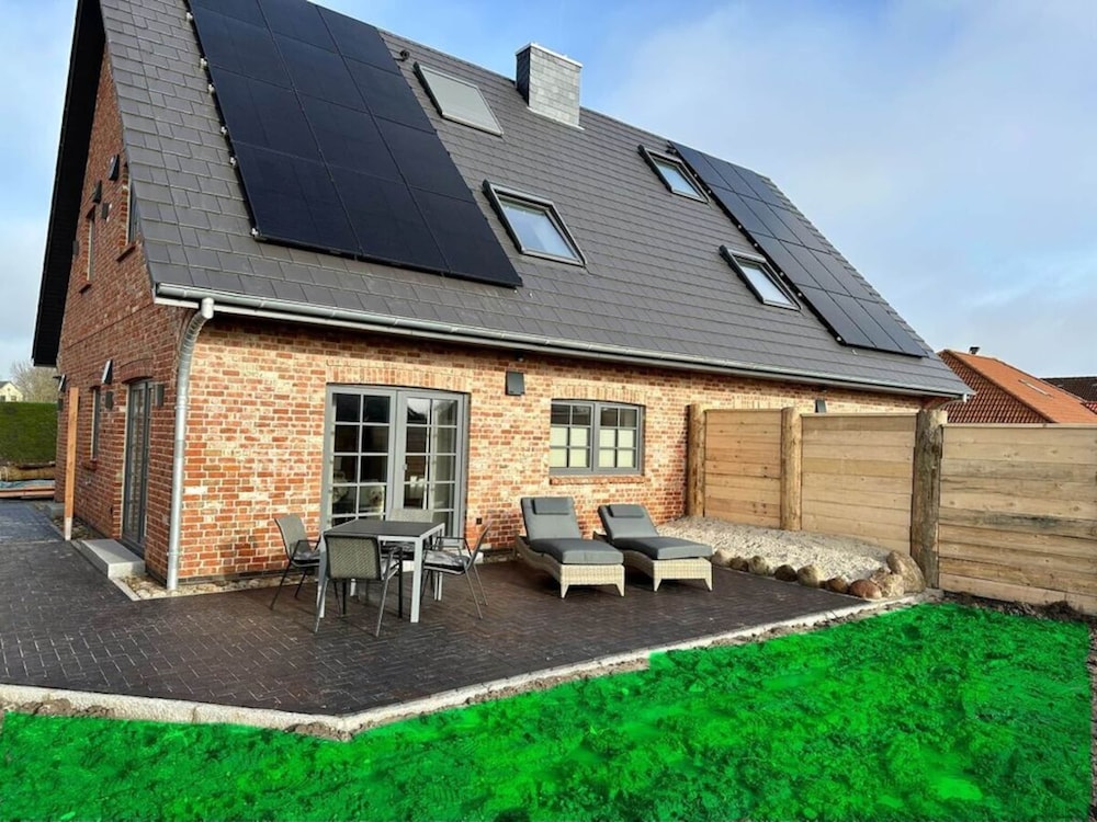 Eiderhuus Modern Retreat — 4-Star Luxury Hotel in Toenning, Germany