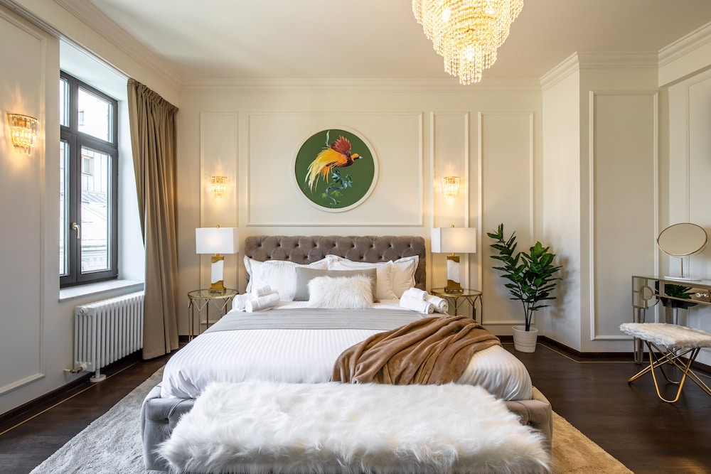 Old Town Luxury Suites — Bucharest — photo 3