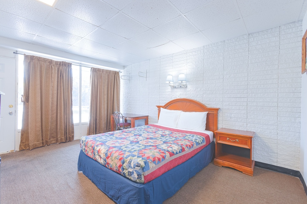 Sonrise Inn Lincoln Hwy By OYO - photo 28