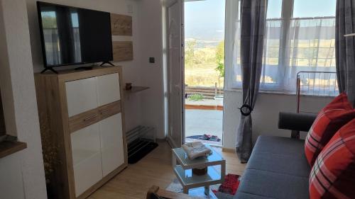 Strumyani tiny flat — carbon neutral stay, Sandanski