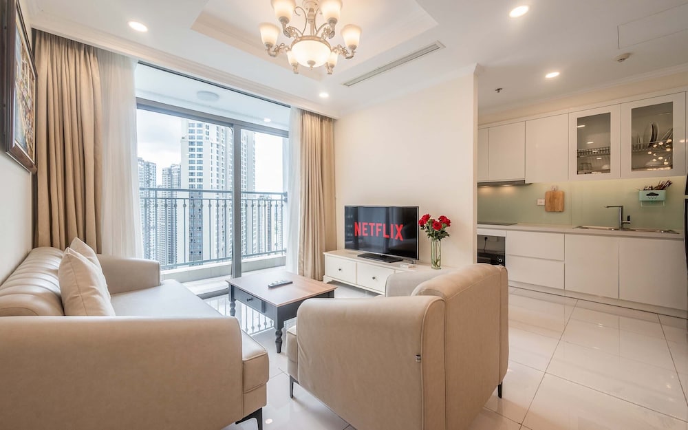 Vinhomes Riverside Luxury Condo