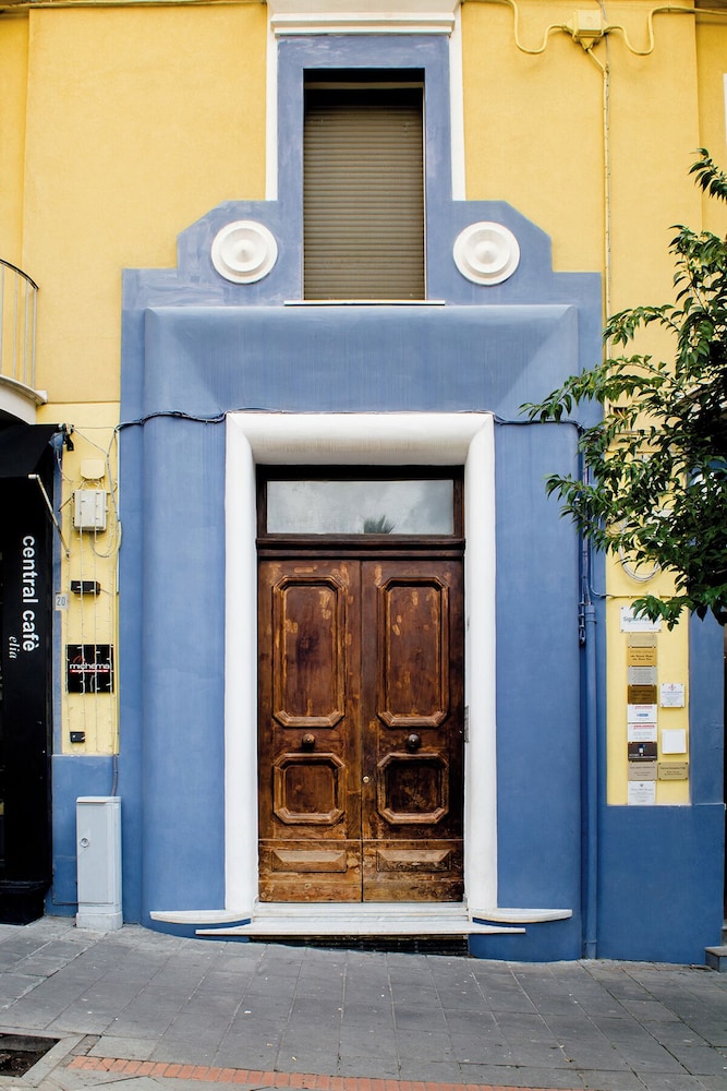 Amnis rooms — 4-Star Luxury Hotel in Salerno, Italy