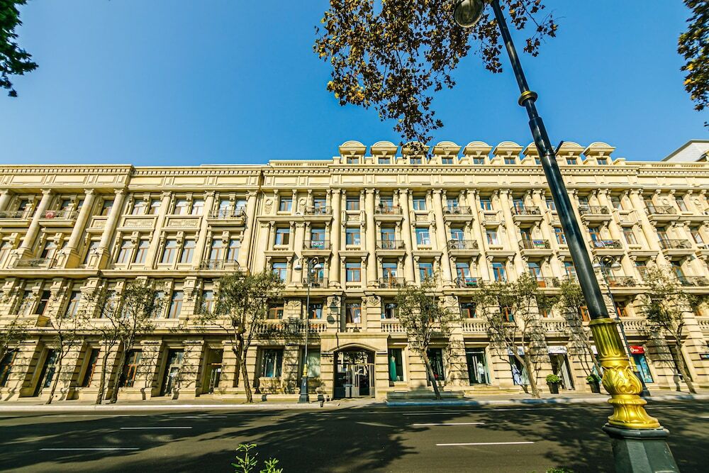 Sahil Boulevard Formula Apartment — 4-Star Luxury Hotel in Baku, Azerbaijan