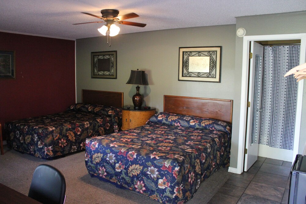 Brydan Suites - photo 35