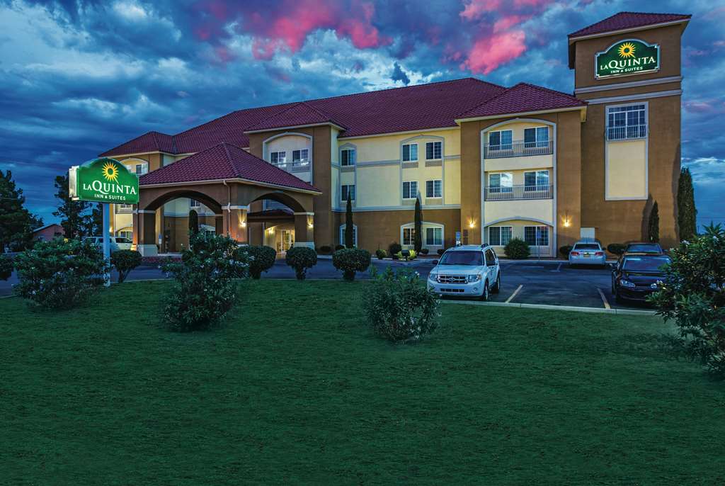 La Quinta Inn & Suites by Wyndham Deming - featured photo