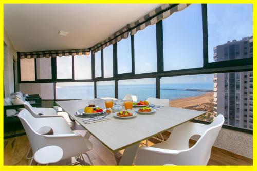 Cullera Beach Apartment Espacio — 4-Star Luxury Hotel in Cullera, Spain