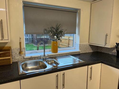 Honeybee House — 4-Star Luxury Hotel in Redcar, United Kingdom