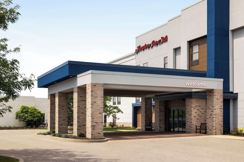 Hampton Inn & Suites Valparaiso - photo 34