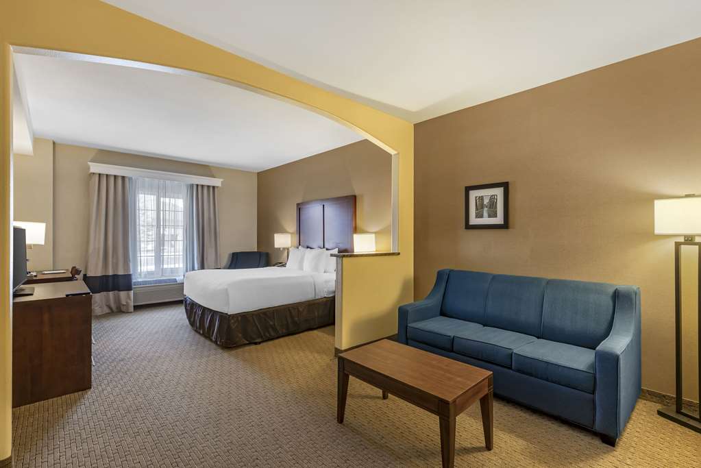 Comfort Inn & Suites Gillette near Campbell Medical Center - photo 20