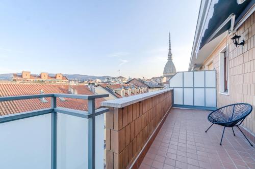 GuestHost The Window Over the Mole Stunning Apartment X4 — 4-Star Luxury Hotel in Turin, Italy