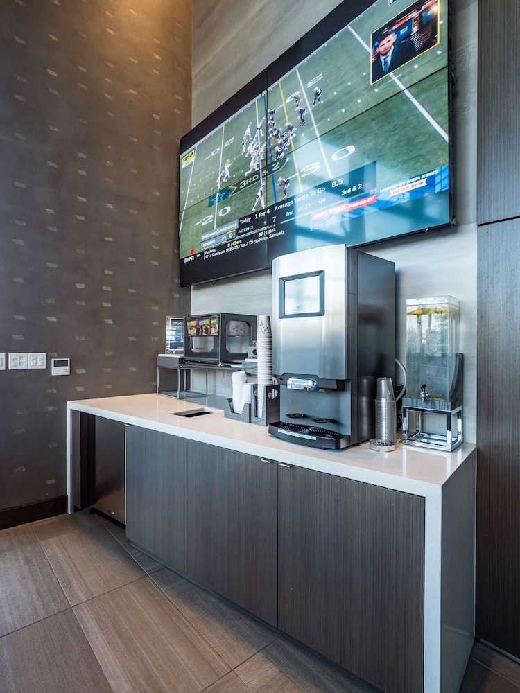 Global Luxury Suites Crystal City - photo 121