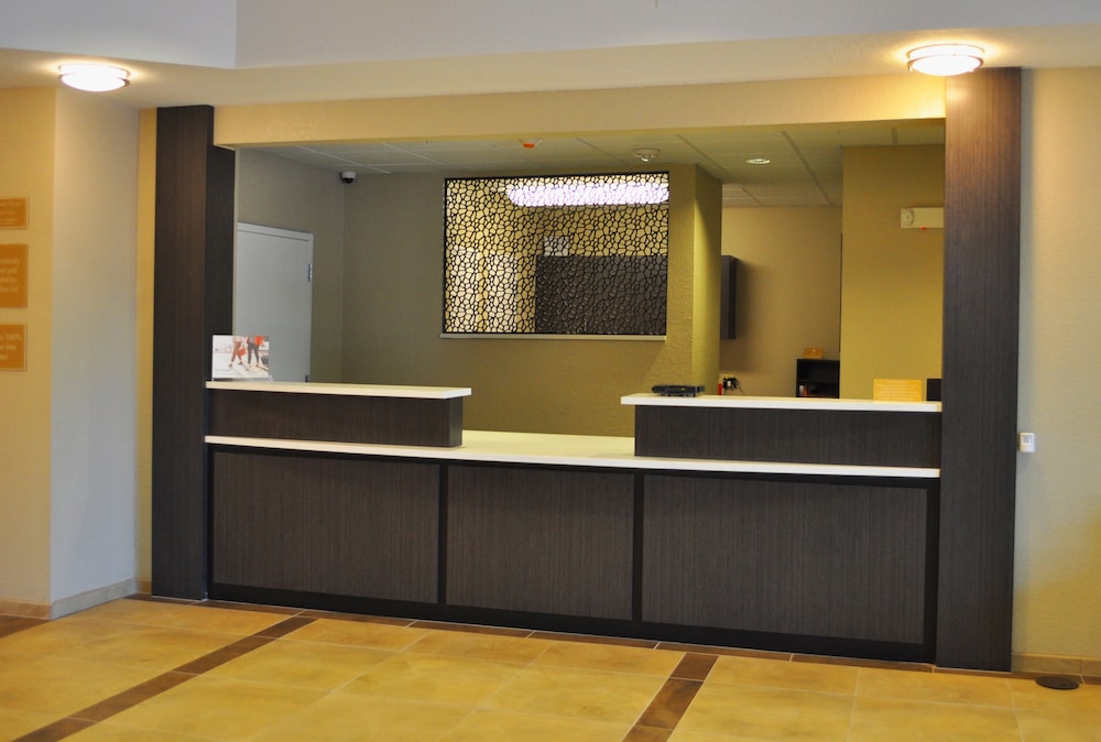 Candlewood Suites Bay City by IHG - photo 41