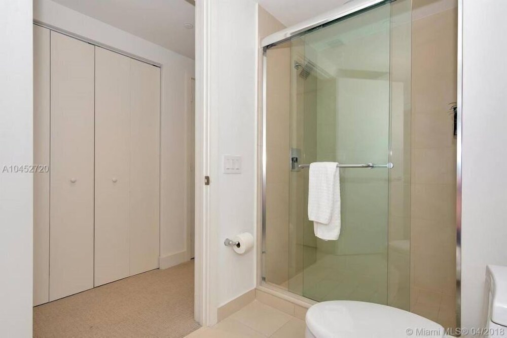 Ocean View 2 Bedrooms 2 Bathrooms @ Hyde Resort - photo 28
