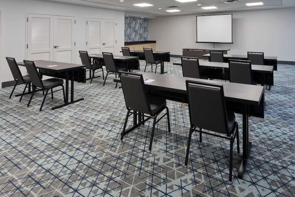 Hilton Garden Inn Birmingham SE Liberty Park - photo 34