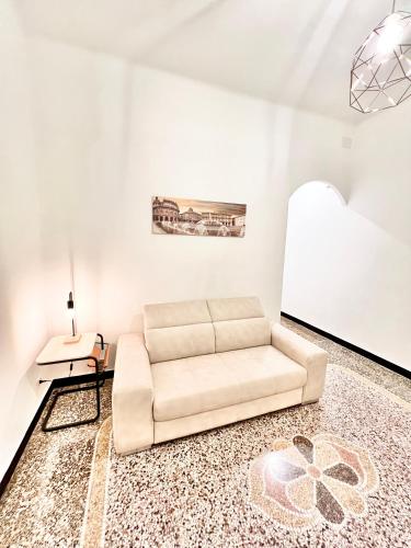 A due passi da Brignole — 4-Star Luxury Hotel in Genoa, Italy