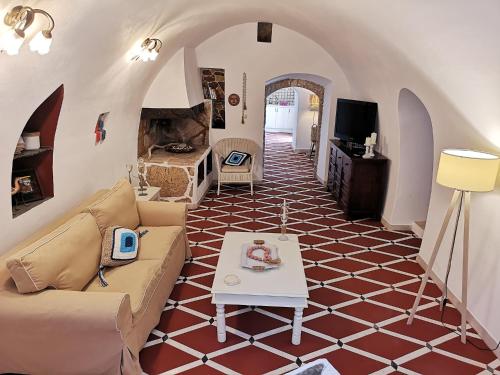 The Arch - carbon neutral hotel in Unknown City