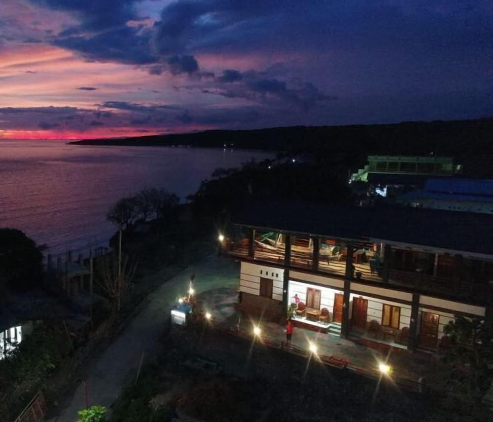 Bira Panda Beach 2 — hotel in Bulukumba
