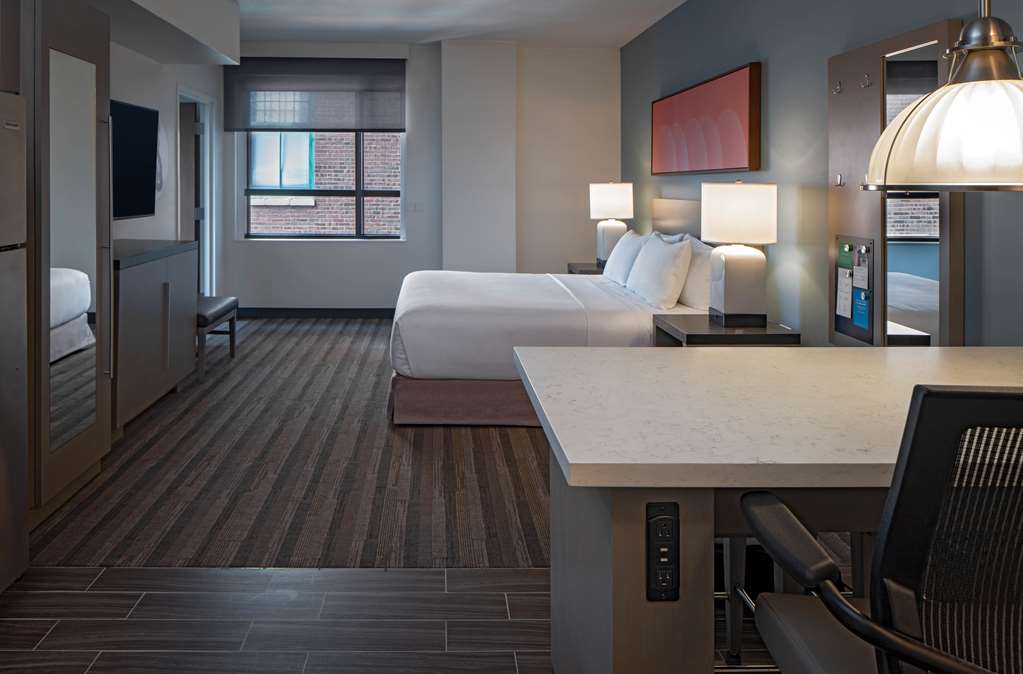 Hyatt House Indianapolis Downtown - photo 37