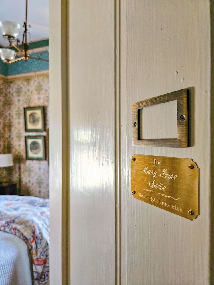 The JD Hyde Historic Inn - photo 28