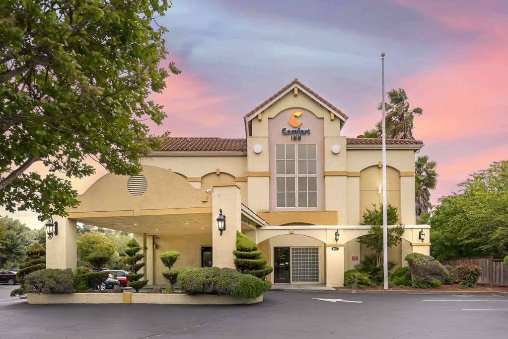 Comfort Inn Fairfield Napa Valley Area - photo 2
