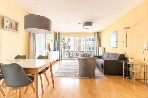 Neubau Villa Strandidyll Typ 4 Apartment E4 — 4-Star Luxury Hotel in Ostseebad Binz, Germany