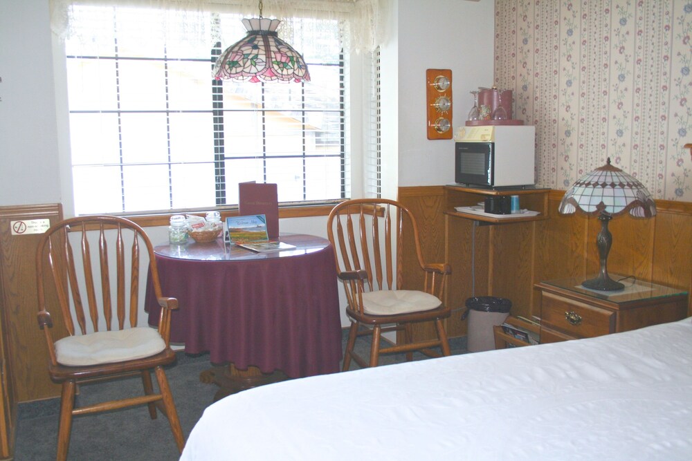 Captains Cove Inn - photo 10