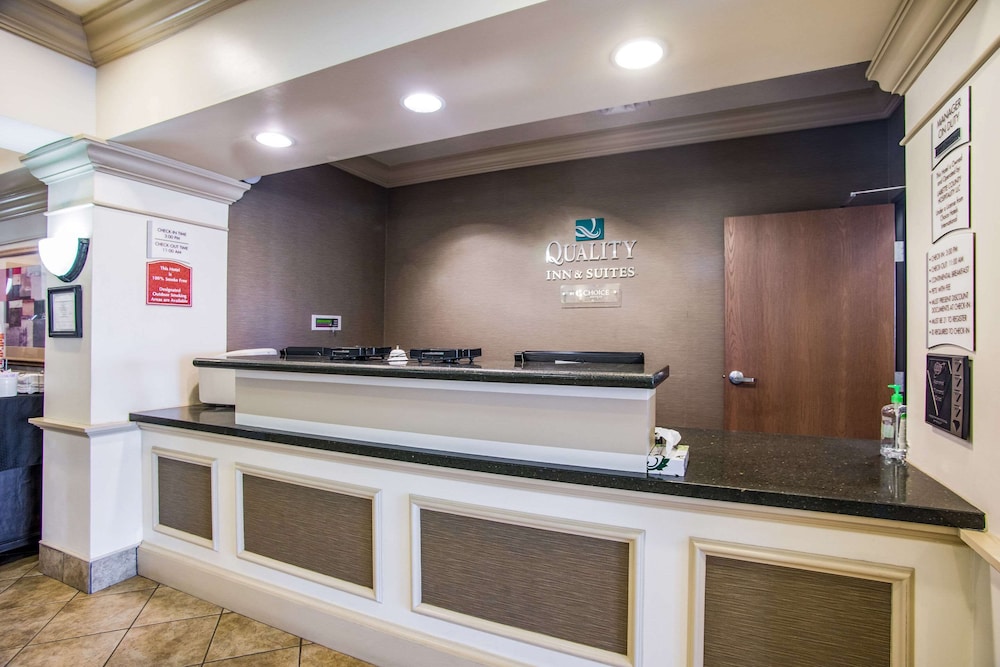 Quality Inn Parsons North - photo 18