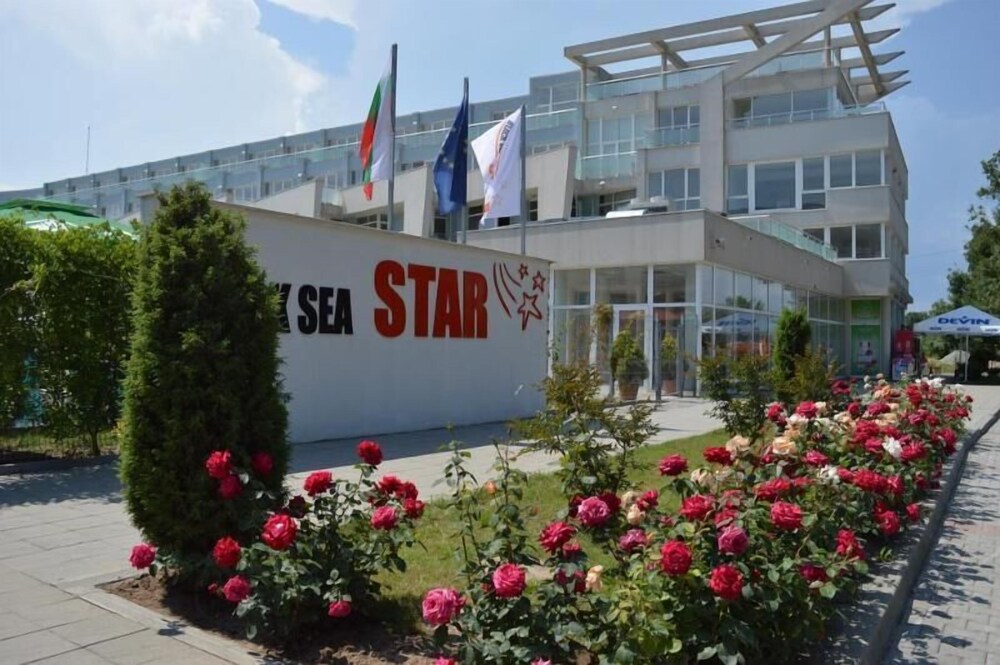 Black Sea Star Aparthotel in Chernomorets, Bulgaria