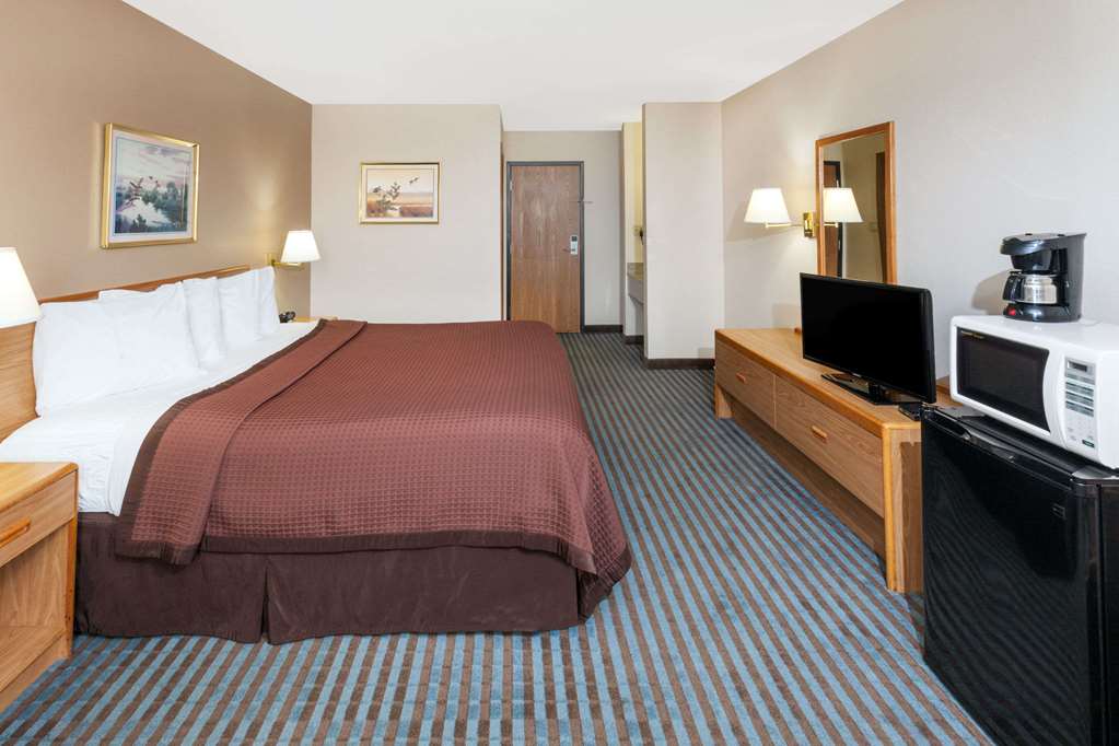 Days Inn by Wyndham Charleston - photo 9