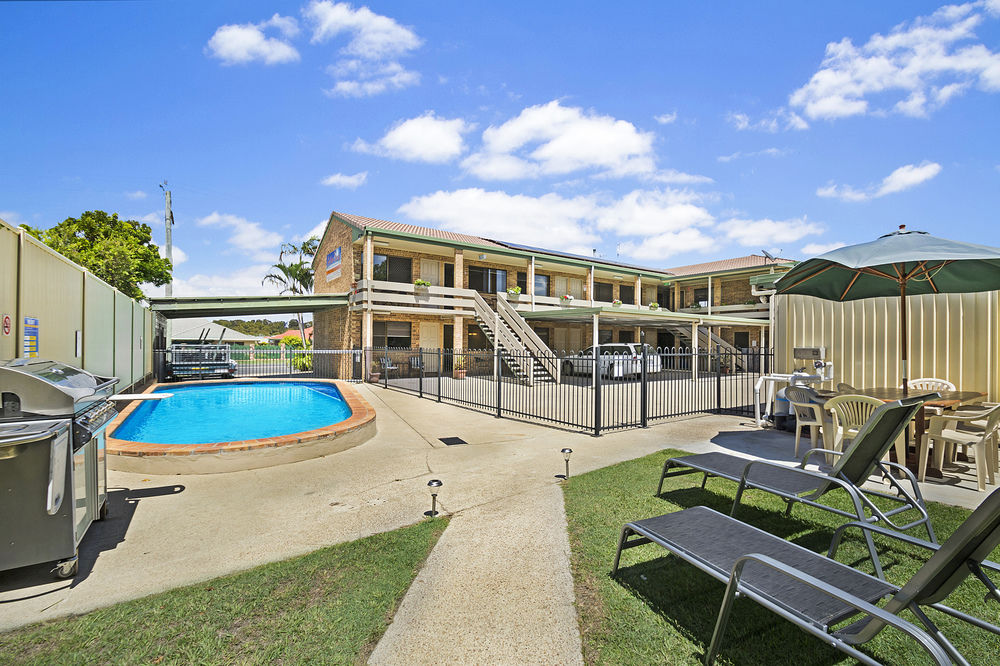 Golden Beach Motor Inn Caloundra — Caloundra