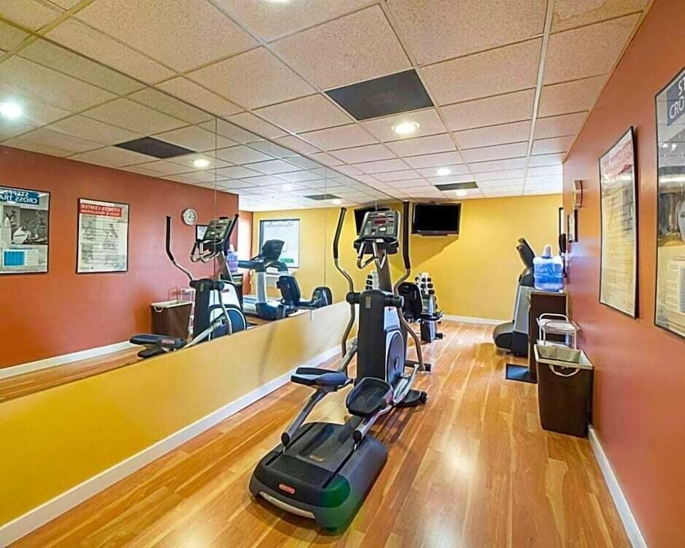 Comfort Inn Near Medical Center - photo 21